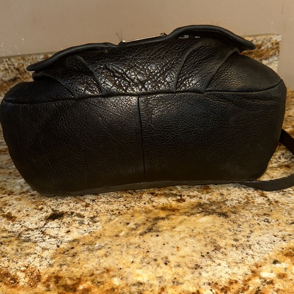 MARC BY MARC JACOBS 'Classic Q Ukita' Shoulder bag - Picture 6 of 8